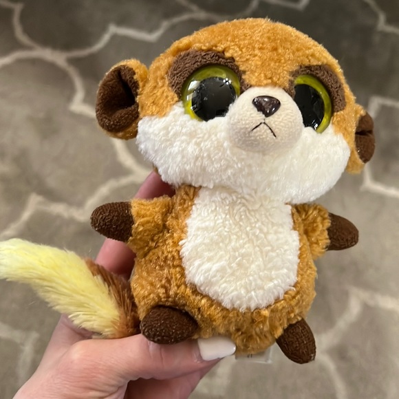 Aurora YooHoo & Friends kissing lemur brown and white plush stuffed animal - Picture 1 of 11